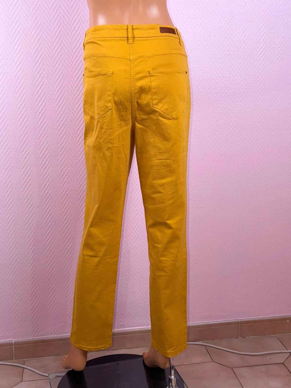 Jeans de mujer Caroll talla 44 en súper estado – photo 4